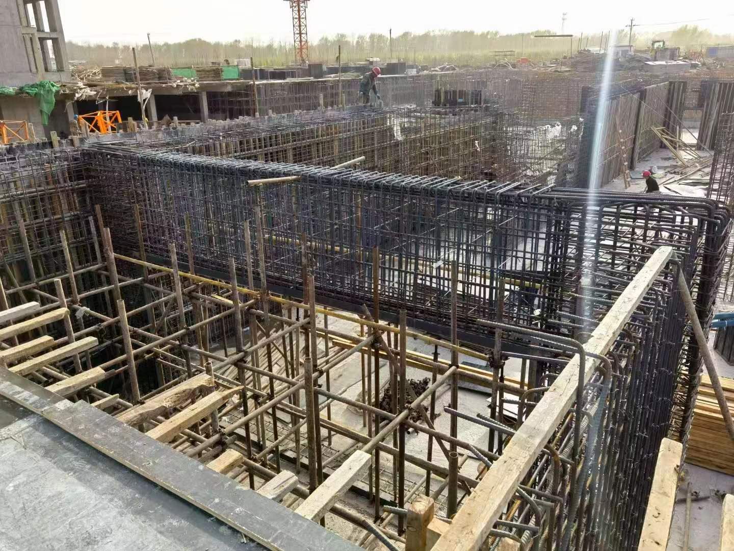 淮安建筑基础筏板施工时混凝土有哪些常见问题?